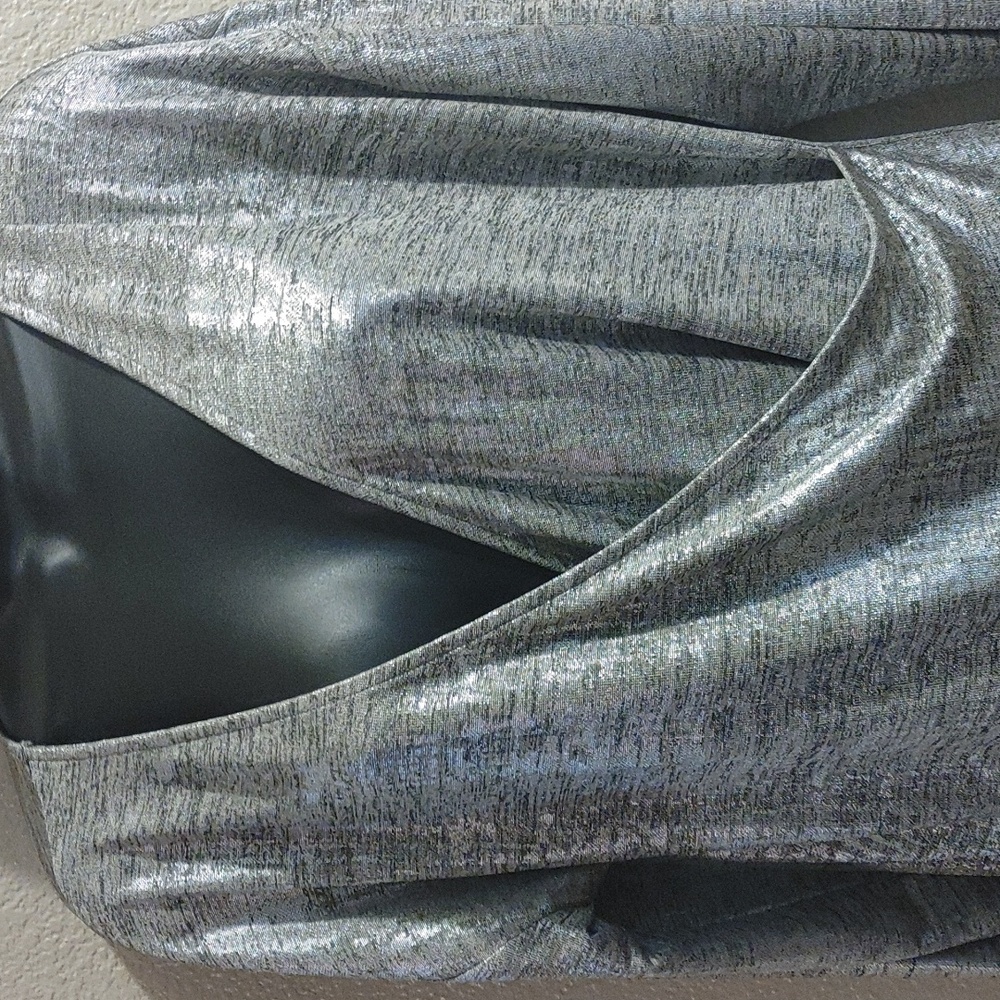Trouve metallic blouse - Picture 2 of 4